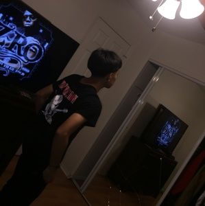 Meet your Posher, Cesar